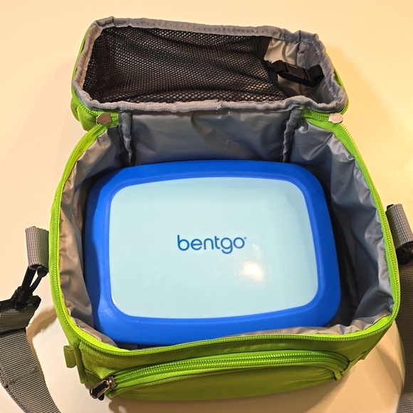 Set of 2 Bentgo Kids Lunch Boxes and Bentgo Cooler Bag - Picture 15 of 16